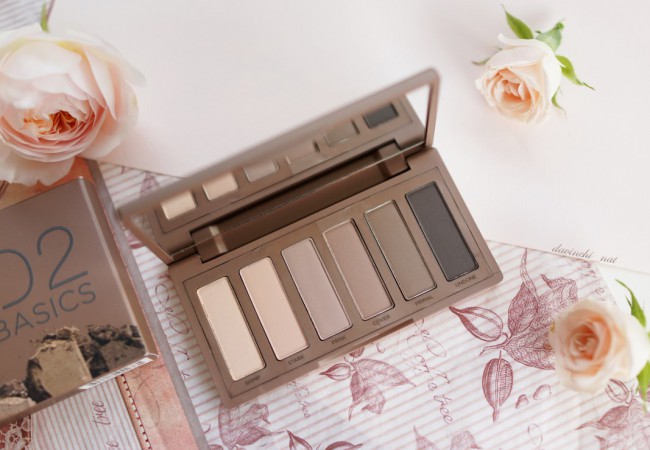 Małe jest piękne, czyli paleta cieni do powiek Naked Basic Urban Decay